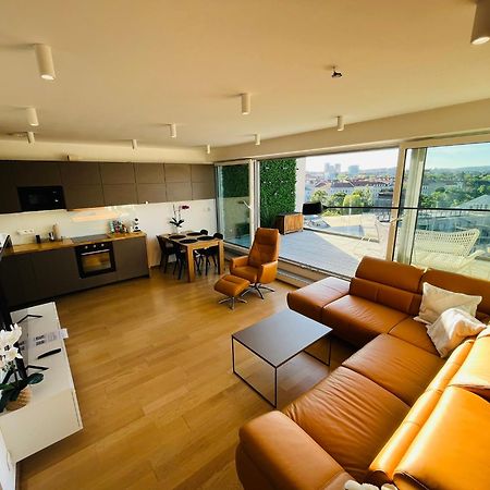 Brno City Center Apartment With Parking And A Big Terrace Dış mekan fotoğraf